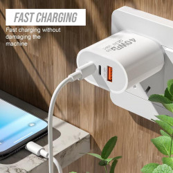 Prise secteur rapide 40W 2 ports PD + USB QC3.0