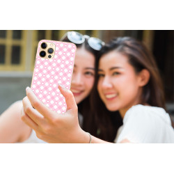 Coque iPhone 13 Pro - Pink Chess